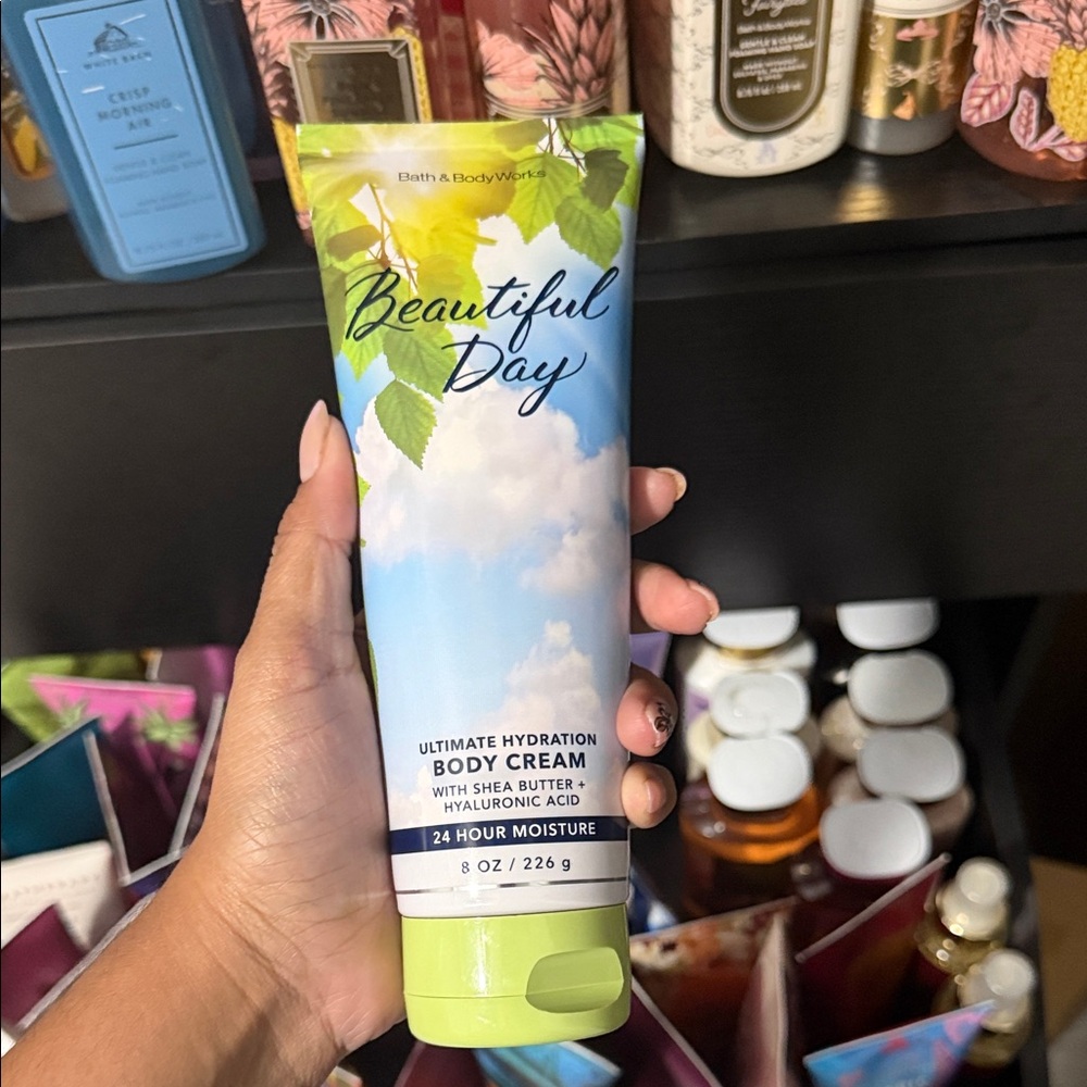 Bath & Body Works Beautiful Day Body Cream - Blue & Green